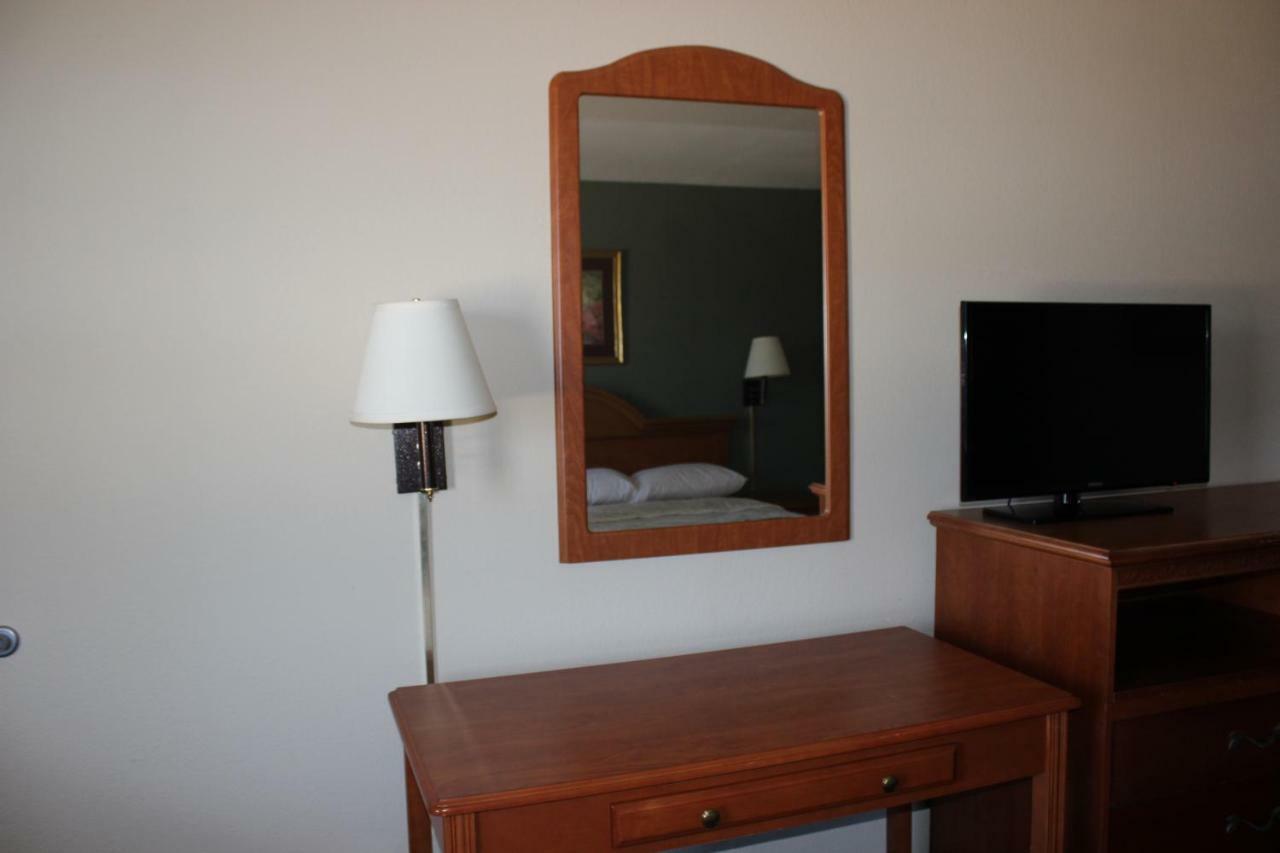 Nationwide 9 Inn Wynne Экстерьер фото